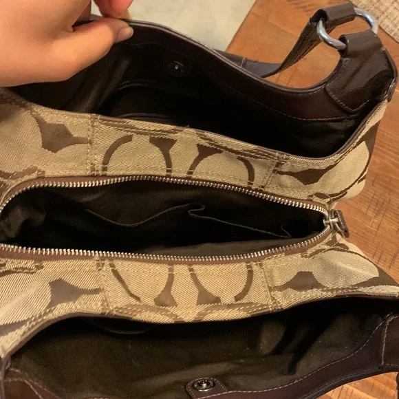 Coach handbag - Picture 2 of 5